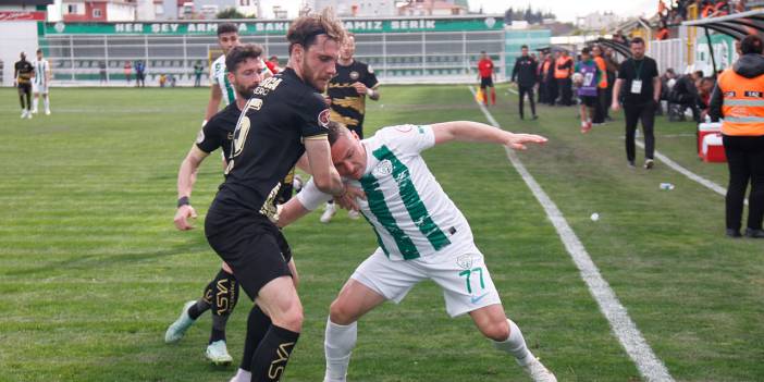 Yeni takımının başındaki ilk maçında 2 kez geriye düşüp kazandı: Eski takımını yerinden etti