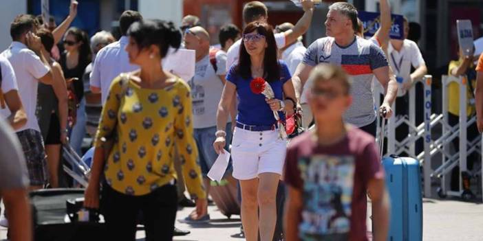 Ruslar Türkiye'ye akın edecek: Bilet satışları tavan yaptı