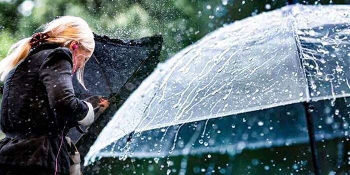 Şakır şakır yağacak! İstanbul Ankara ve İzmir'i ayrıca uyardı
