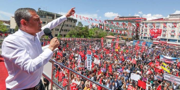 Özgür Özel 'Elimde iki belge var' deyip duyurdu! Bakanlığın köprüleri özelleştirme yazısını ifşa etti