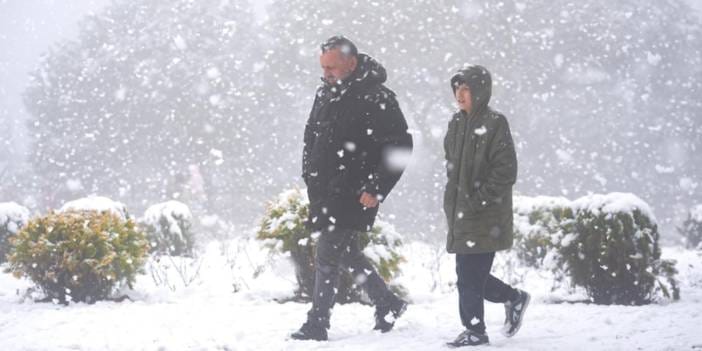 Ufukta kar göründü! İBB tarihi açıkladı: Önce ısınacak sonra buz kesecek