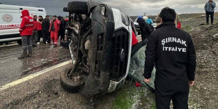 Seyir halindeki işçi minibüsü devrildi: Yaralılar var!