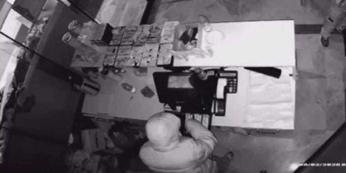 20 günde 2 kez soydular: Çocuklar önce parayı sonra kıyafetleri çaldı