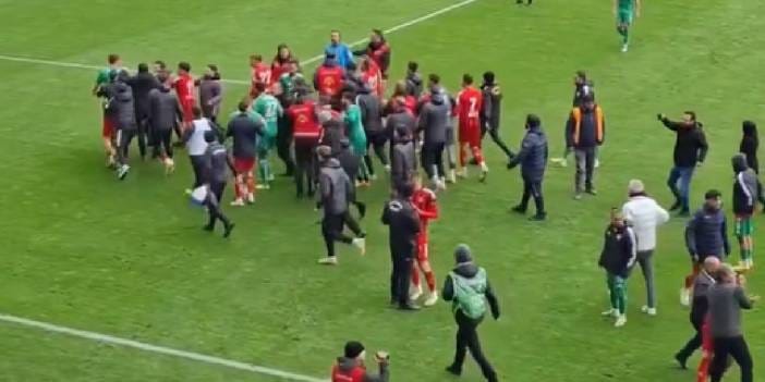 TFF 2. Lig'de şampiyonluğa koşarken yara alınca kavga çıktı