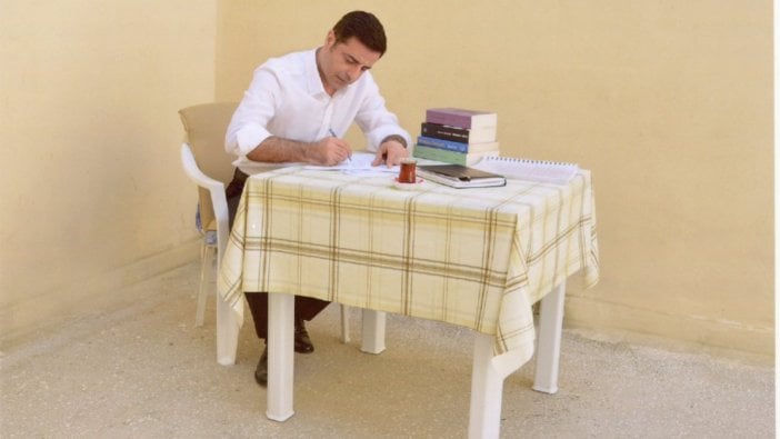 Selahattin Demirtaş'in ikinci karikatürü yayımlandı