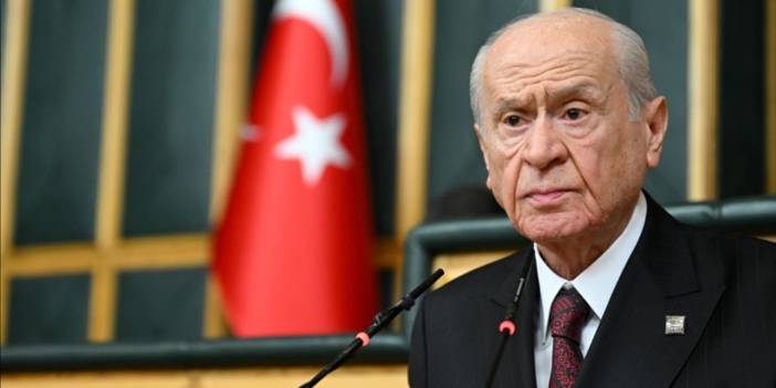 Son Dakika | Savaş sınırımızdayken Bahçeli'den konuşulacak uyarı! "Tarih tahtını kaybetmiş saltanat sahipleriyle doludur"