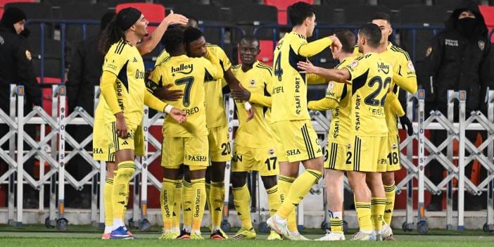 Fenerbahçe çok rahat kazanıp çeyrek finale çıktı