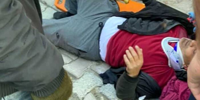 Semt pazarında bıçaklı kavga! Yaralıyı aracın önünde metrelerce sürükledi