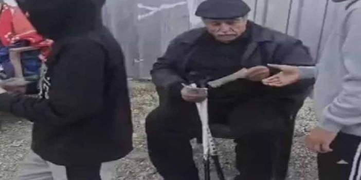 "Dua etsinler yeter" dedi: Emekli maaşını dağıttı