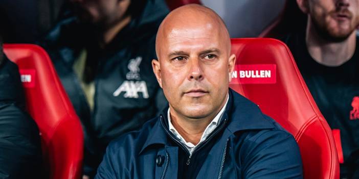 Liverpool'da Arne Slot şaştı kaldı: Canlı yayında Galatasaray itirafı