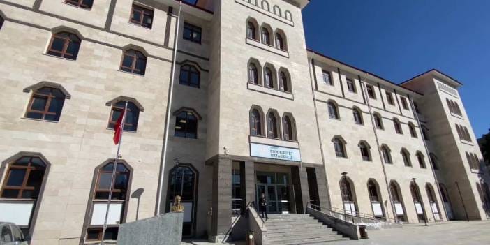 Yozgat'ta okul müdürünü odasında darbeden saldırgan yakalandı