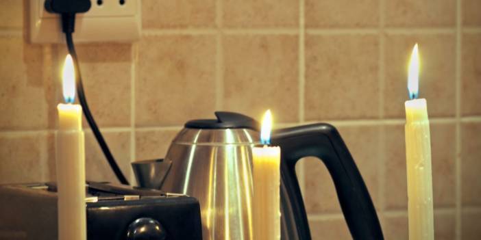 İzmir’de 18 ilçede elektrik yok: Saat saat liste açıklandı