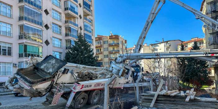 Uşak'ta iş cinayeti! Beton pompasının kolu altında kalan işçi yaşamını yitirdi