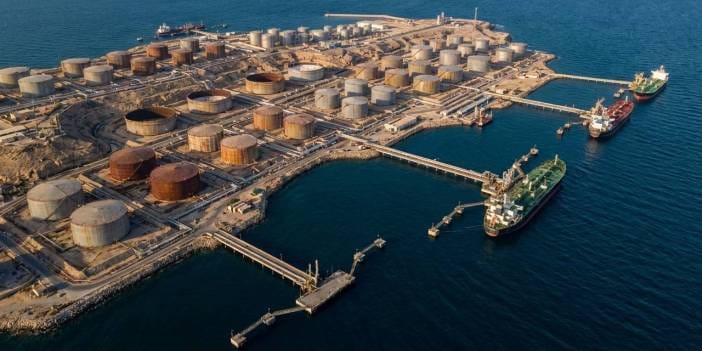 ABD'den İran'ın "petrol kalbine" saldırı! Hark Adası neden önemli?