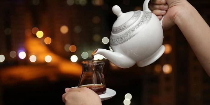 Çay demlerken milyarlarca plastik parçası içiyor olabilirsiniz