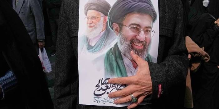 İran'ın yeni lideri hakkında şok iddia: Putin'in sarayında ameliyat mı oldu?