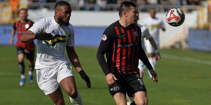 Esenler Erokspor yıkıldı: Liderliği Erzurumspor'a kaptırdı