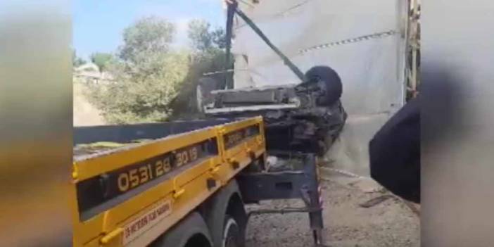 Kontrolden çıkan otomobil muz serasına uçtu: Sürücü yaşamını yitirdi