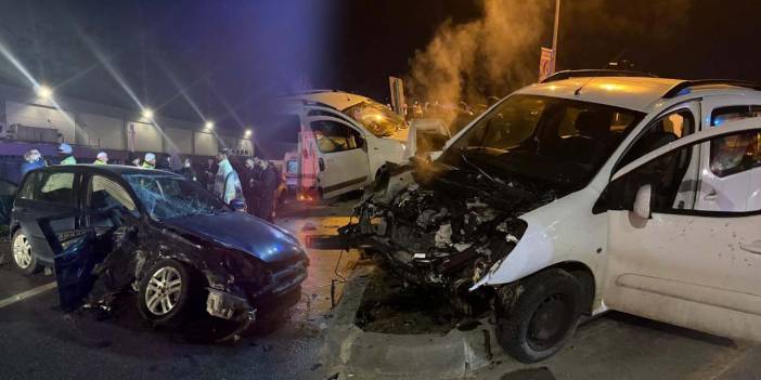 Bayram yolculuklarının ilk kazaları... Toplam 16 kişi yaralandı