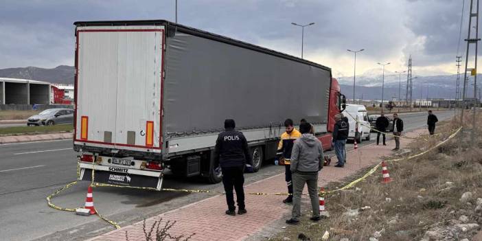 Kayseri OSB'de şüpheli ölüm: TIR şoförü aracının yanında ölü bulundu