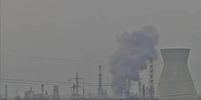 İran İsrail'in 2 büyük petrol limanını vurdu!