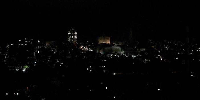 Küba bir haftada ikinci kez karanlığa gömüldü! Sistem çöktü