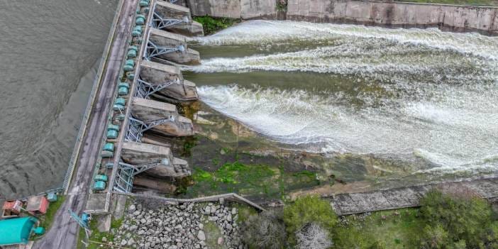 Baraj gölü doldu: Takviyeden tahliyeye geçildi