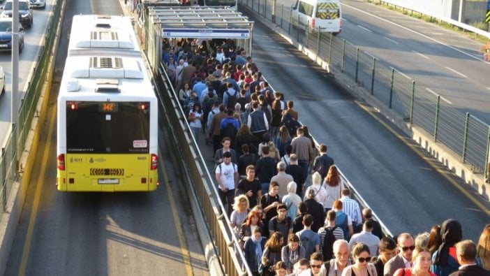 İBB’den metobüs yoğunluğuna çözüm! Yarından itibaren...