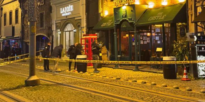 Eğlence mekanına çifte baskın: Mekan sahibi dahil 3 kişiyi öldürdüler!