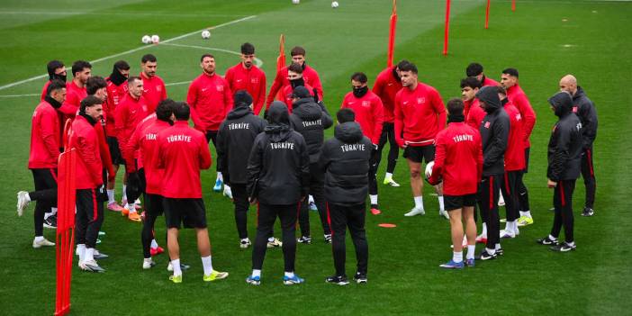 Milliler yağmur altında Kosova'ya çalıştı