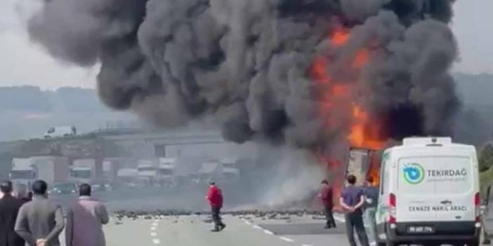 Son Dakika | Kuzey Marmara'da TIR yangını: Art arda patlamalar!