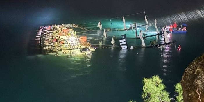 Ölüdeniz'de tur teknesi faciası! 6 mucize kurtuluş 1 acı haber