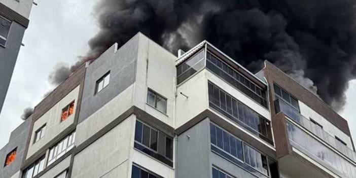 Son dakika | 8 katlı apartmanda yangın! 2 kişi mahsur kaldı