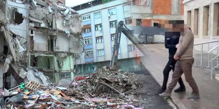 Annesi ile el ele yürürken kafasına beton düştü! 6 yaşındaki çocuk öldü, kepçe operatörü gözaltında