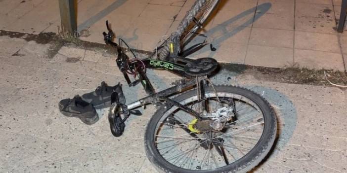 10 yaşındaki çocuğa çarpıp kaçtılar: Olay yerinde düşürünce yakalandılar