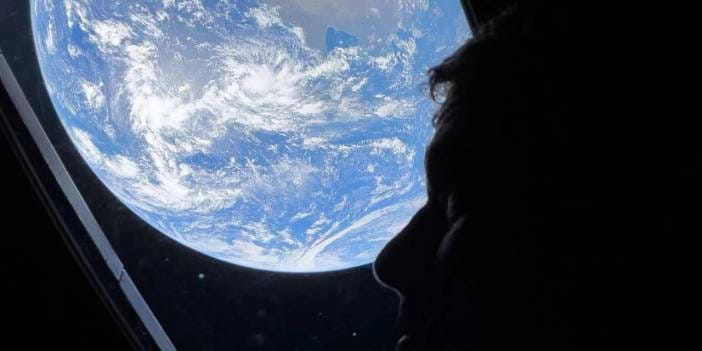 Hiçbir insan görmemişti! Ay'ın 'karanlık' yüzünden ilk kareler geldi