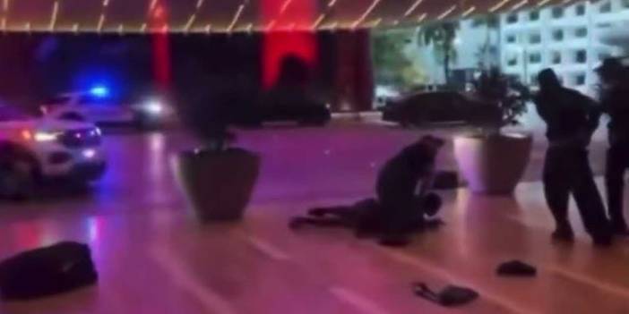 Ünlü rapçi Offset kumarhane önünde vuruldu! 2 kişi gözaltına alındı