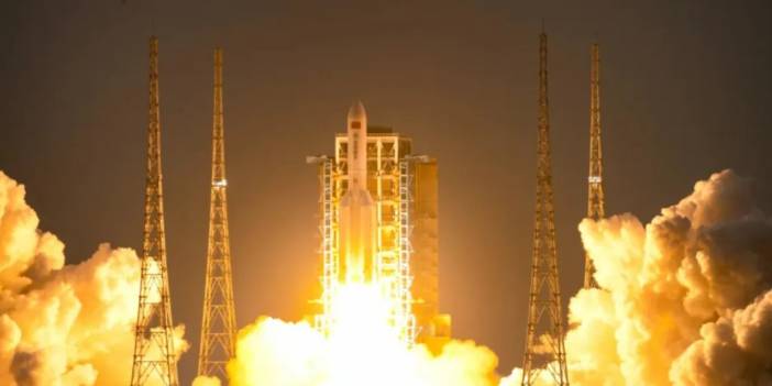 Çin uydularını uzaya fırlattı: Elon Musk'a rakipler