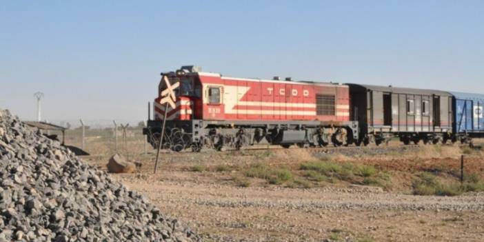 2 bin 500 köprü traversi söküldü, baştan inşa edildi: Tam 350 kilometre!