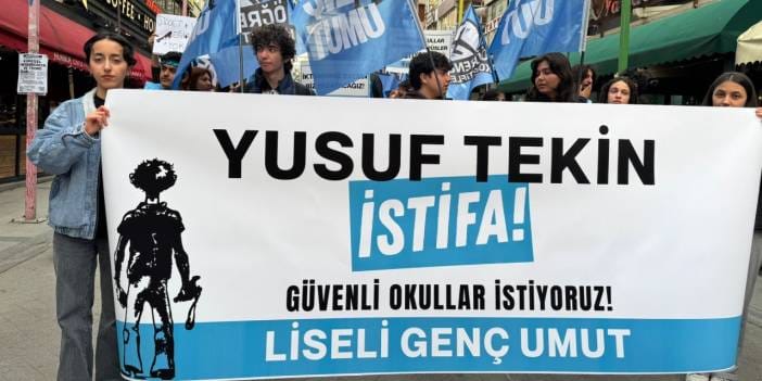 Liseli gençlerden Yusuf Tekin'e tepki: Güvenli okullar istiyoruz