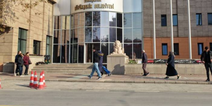 AKP'li Başkan şikayet edince CHP'li Büyükşehir Belediyesi için soruşturma izni istendi