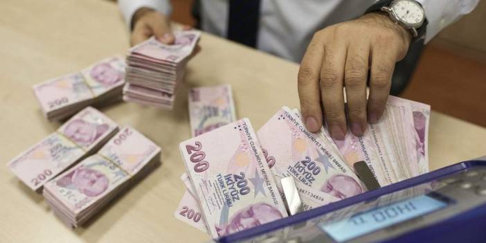 Emeklilikte yaşa takılmayan müjdeyi verdi: Planları erkene çekecek iki yolu anlattı