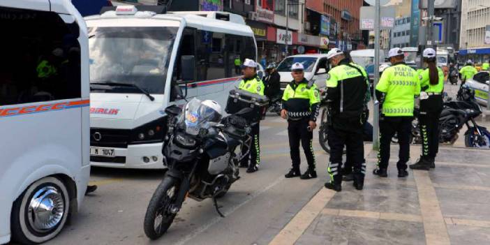 Adana’da denetimde tansiyon yükseldi: Cezayı yedi, öfkesini gazeteciden çıkardı
