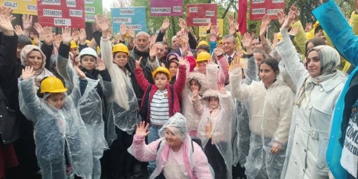 Özgür Özel'den maden işçilerine ziyaret: "Yürüttüğünüz mücadele bir kutup yıldızı"