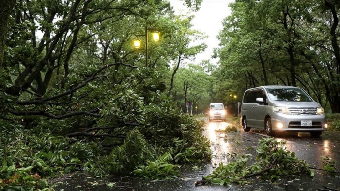 Japonya'daki tayfunda ölü sayısı artıyor: 19 ölü, 100 yaralı, 20 kayıp