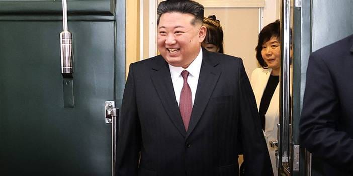 Kuzey Kore'de sınırlar kapandı, idamlar patladı!