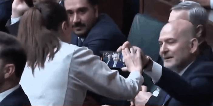 'Gülistan Doku' sorusunu duyan Süleyman Soylu'dan gazeteciye fiziki müdahale