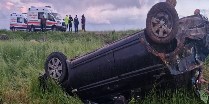 Otomobil tarlaya uçtu: 7'si çocuk 11 yaralı!