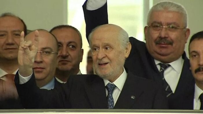 Erdoğan, Bahçeli'ye 'geçmiş olsun' ziyaretinde bulunuyor