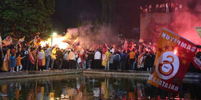 Her yer Galatasaray: Yer sapsarı gök kıpkırmızı Türkiye sabaha kadar uyumadı
